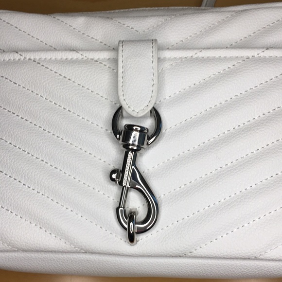 Rebecca Minkoff Edie Quilted Chevron Crossbody Camera Bag Purse Bright White - Picture 7 of 12